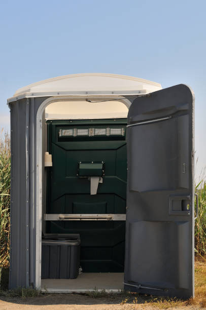 Best Portable toilet rental cost  in Fisher, IL